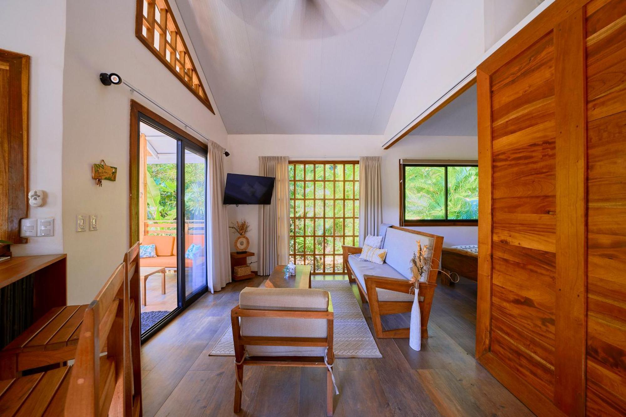 Dragonfly Beachfront Villas-Adult Only 푼타 우바 외부 사진